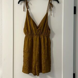 Open Edit Romper Size Small